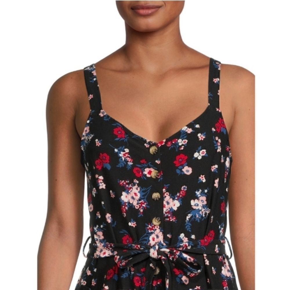 Button Front Floral Print Romper - Picture 4 of 5